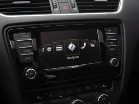 Škoda Octavia Combi 1.6 TDI Greentech Edition Businessline , Panoramadak, Trekhaak, Achteruitrijcamera, thumbnail 13