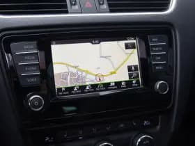 Škoda Octavia Combi 1.6 TDI Greentech Edition Businessline , Panoramadak, Trekhaak, Achteruitrijcamera, thumbnail 15