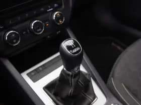 Škoda Octavia Combi 1.6 TDI Greentech Edition Businessline , Panoramadak, Trekhaak, Achteruitrijcamera, thumbnail 6