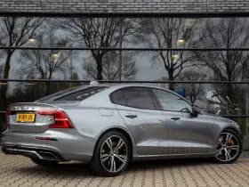 Volvo S60 2.0 T8 AWD Twin Engine R-Design , Panoramadak, Harman/Kardon, Head-up display, Trekhaak, thumbnail 2