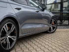 Volvo S60 2.0 T8 AWD Twin Engine R-Design , Panoramadak, Harman/Kardon, Head-up display, Trekhaak, thumbnail 9