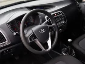 Hyundai I20 1.2i i-Motion Auto verbruikt olie thumbnail 4