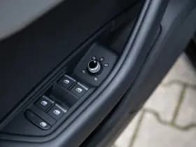 Audi A4 Avant 40 TFSI S edition , Trekhaak, Adap. cruise, thumbnail 25