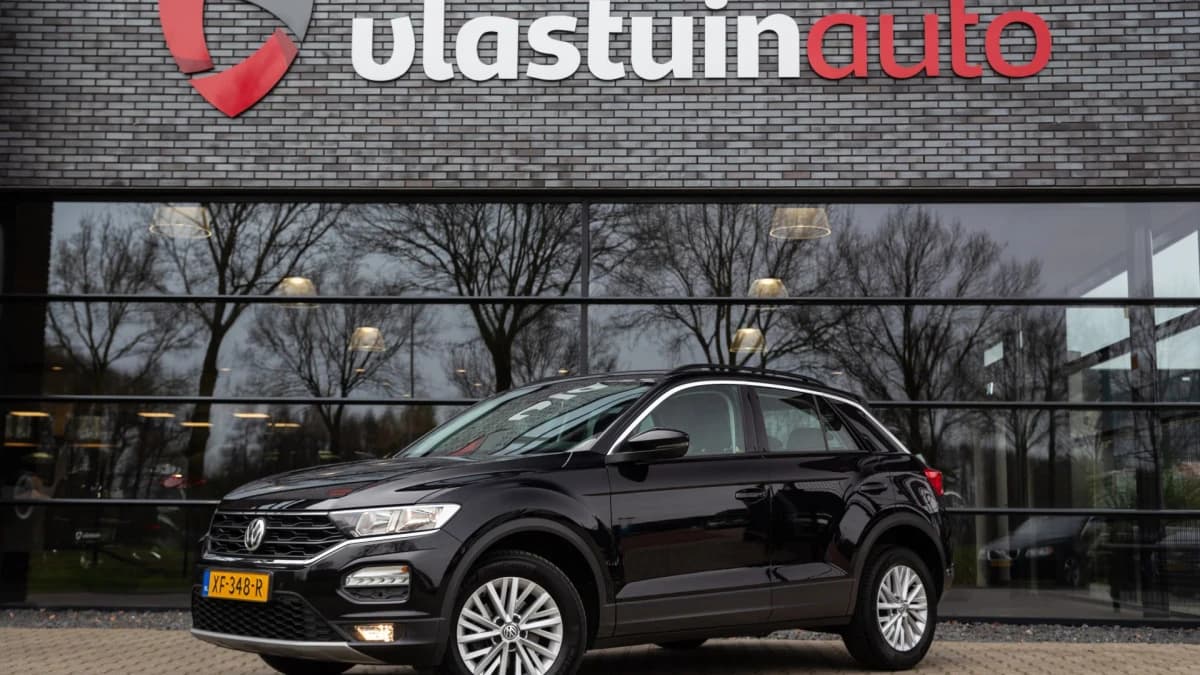 Volkswagen T-Roc 1.5 TSI Style , Adap. cruise, Carplay, — foto 1