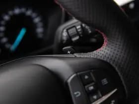 Ford Focus thumbnail 12