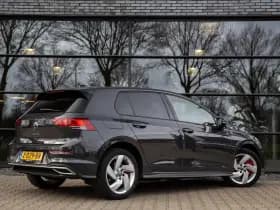 Volkswagen Golf thumbnail 2