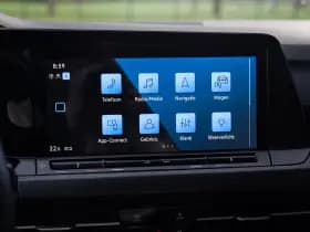 Volkswagen Golf thumbnail 13