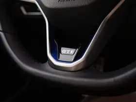 Volkswagen Golf thumbnail 23