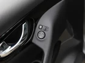 Nissan Qashqai thumbnail 22