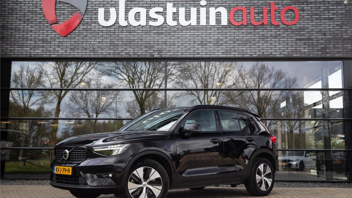 Volvo XC40 — foto 1