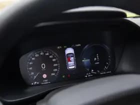 Volvo XC40 thumbnail 11