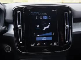 Volvo XC40 thumbnail 19