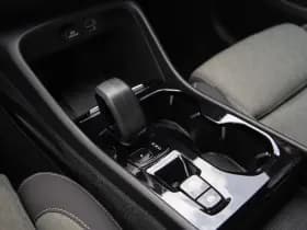 Volvo XC40 thumbnail 6