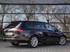 Volkswagen Golf thumbnail 2