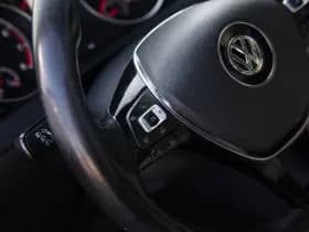 Volkswagen Golf thumbnail 11