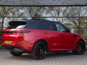 Land Rover Range Rover Sport thumbnail 2