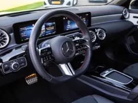 Mercedes-Benz CLA-Klasse thumbnail 5