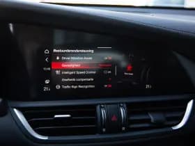 Alfa Romeo Giulia thumbnail 15