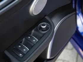 Alfa Romeo Giulia thumbnail 23