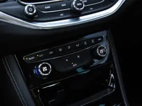 Opel Astra thumbnail 18