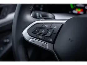 Volkswagen Golf thumbnail 21