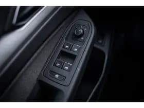 Volkswagen Golf thumbnail 22