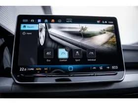 Volkswagen Golf thumbnail 27