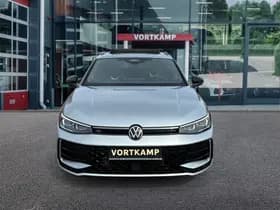 Volkswagen Passat thumbnail 2