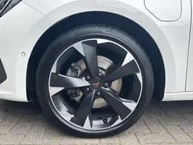 CUPRA Leon thumbnail 9
