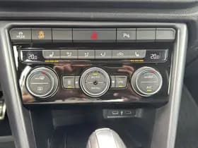 Volkswagen T-Roc thumbnail 21