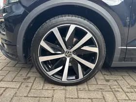 Volkswagen T-Roc thumbnail 9