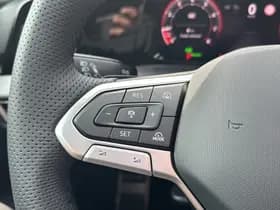 Volkswagen Golf thumbnail 16
