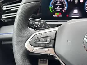 Volkswagen Tiguan thumbnail 16