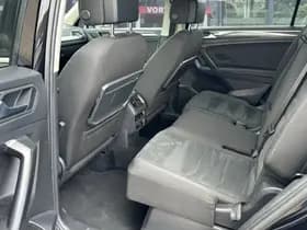Volkswagen Tiguan thumbnail 11