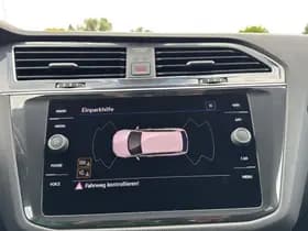 Volkswagen Tiguan thumbnail 22