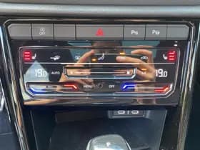 Volkswagen T-Roc thumbnail 19
