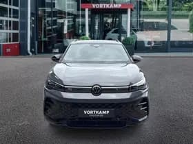 Volkswagen Tiguan thumbnail 2