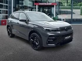 Volkswagen Tiguan thumbnail 3