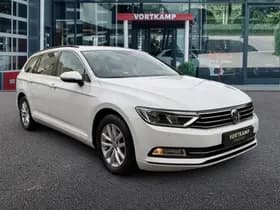 Volkswagen Passat thumbnail 3