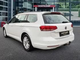 Volkswagen Passat thumbnail 7