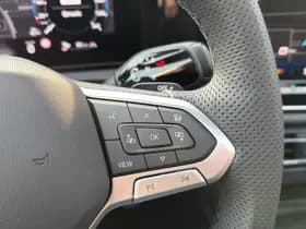 Volkswagen Tiguan thumbnail 32