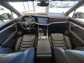 Volkswagen Touareg thumbnail 11