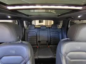 Volkswagen Touareg thumbnail 15