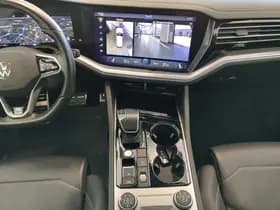 Volkswagen Touareg thumbnail 3