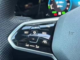 Volkswagen Golf thumbnail 16