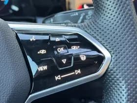 Volkswagen Golf thumbnail 17