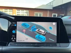 Volkswagen Golf thumbnail 22