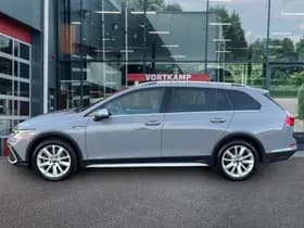 Volkswagen Golf thumbnail 8