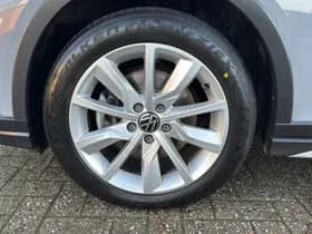 Volkswagen Golf thumbnail 9