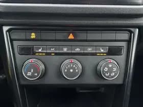 Volkswagen T-Roc thumbnail 17